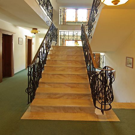 Aktiv Hotel Elan 오버라우 외부 사진