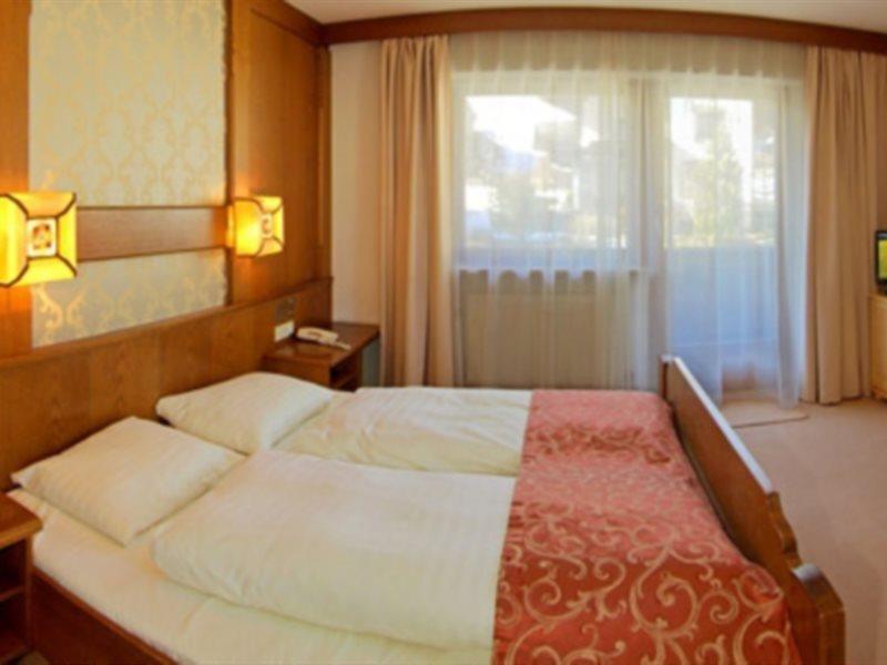 Aktiv Hotel Elan 오버라우 외부 사진