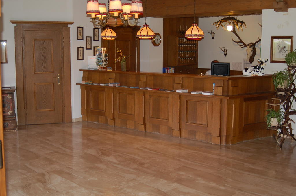 Aktiv Hotel Elan 오버라우 외부 사진